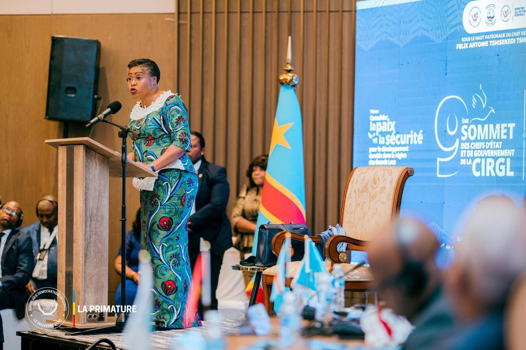 Unité régionale pour la paix et le développement durable Unité régionale pour la paix et le développement durable