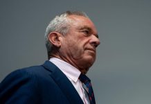 Un Ver Dans Le Cerveau: Le Cas De Robert Kennedy Jr. Un Ver Dans Le Cerveau: Le Cas De Robert Kennedy Jr.