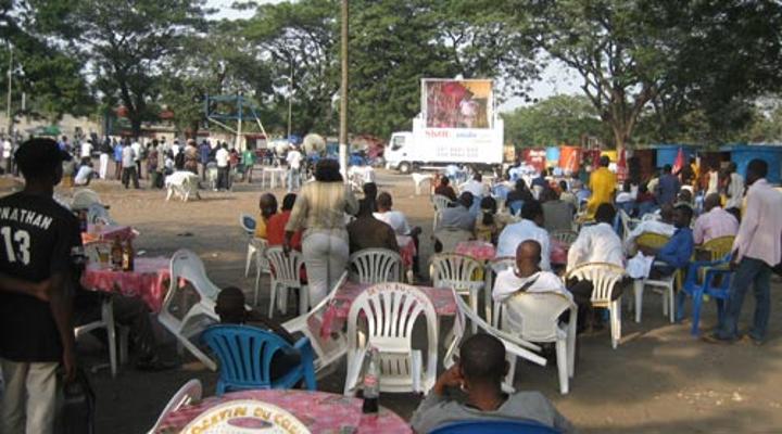 Braquage Spectaculaire Contre Cambistes à Limete Braquage Spectaculaire Contre Cambistes à Limete
