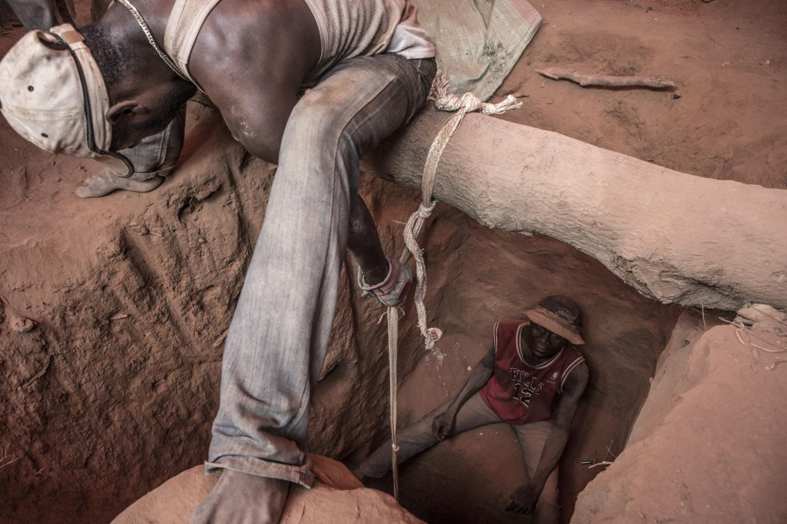 Éboulement à Mulondo: Creuseurs ensevelis à Lualaba Éboulement à Mulondo: Creuseurs ensevelis à Lualaba
