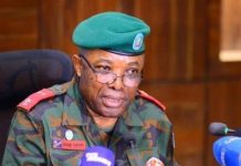 Armée Défend Procédure Nécessaire Après Contrôle Officiers Armée Défend Procédure Nécessaire Après Contrôle Officiers