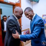 Soutien de l’ambassadeur du Burundi à Eliezer Ntambwe Soutien de l'ambassadeur du Burundi à Eliezer Ntambwe