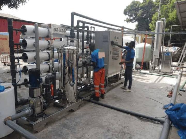 Travail Debout Imposé aux Journaliers Congolais Travail Debout Imposé aux Journaliers Congolais