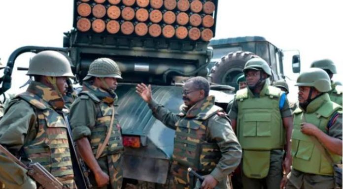 Guerre à l’Est: Dépenses Sécuritaires Contestées Guerre à l'Est: Dépenses Sécuritaires Contestées