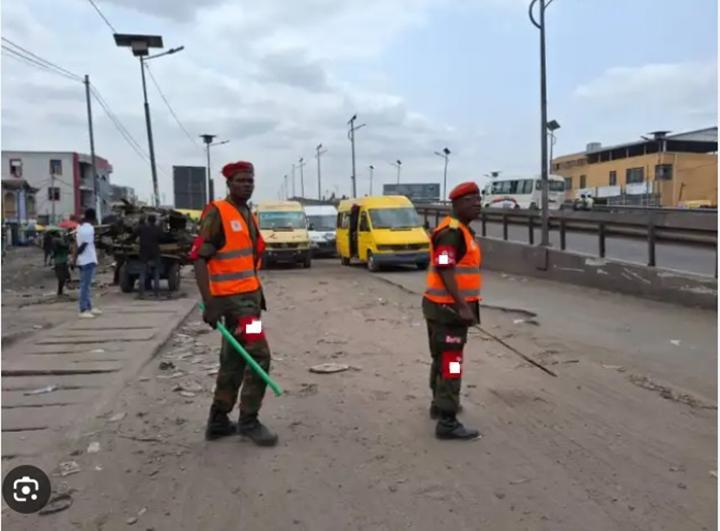 Katende Dénonce Militaires Armés Dans Circulation Kinshasa Katende Dénonce Militaires Armés Dans Circulation Kinshasa