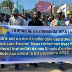 MIBA: Agents et enfants réclament salaires à Mbuji-Mayi MIBA: Agents et enfants réclament salaires à Mbuji-Mayi