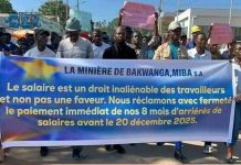 MIBA: Agents et enfants réclament salaires à Mbuji-Mayi MIBA: Agents et enfants réclament salaires à Mbuji-Mayi