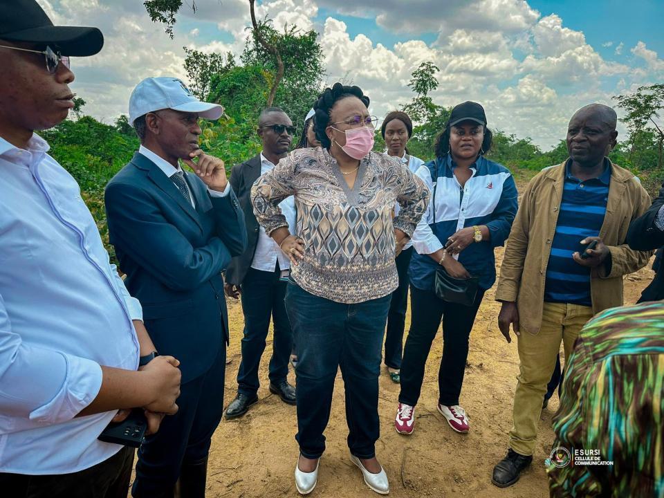 Intervention de Sombo pour protéger 800 hectares INERA Intervention de Sombo pour protéger 800 hectares INERA