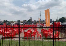 Gargotes et Parkings Éclipsent Espaces Verts à Limete Gargotes et Parkings Éclipsent Espaces Verts à Limete