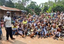 Kikwit: Déplacés de Kwamouth et Kasaï Demandent Aide Kikwit: Déplacés de Kwamouth et Kasaï Demandent Aide