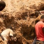 Reprise Encadrée des Activités Minières Artisanales Reprise Encadrée des Activités Minières Artisanales