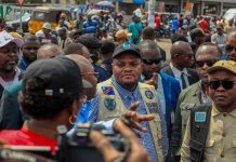 Dilemme de gouvernance à Kinshasa: recettes ou citoyens Dilemme de gouvernance à Kinshasa: recettes ou citoyens