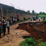 Erosions à Mbuji-Mayi: Risque d’engloutissement d’écoles Erosions à Mbuji-Mayi: Risque d'engloutissement d'écoles