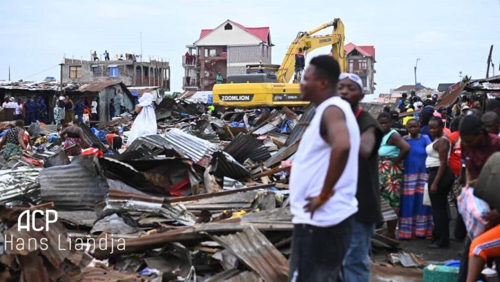 Pakadjuma Démoli par l'Hôtel de Ville Pakadjuma Démoli par l'Hôtel de Ville
