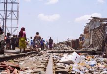 Kinshasa Reconstruit Abris Après Démolition de Pakadjuma Kinshasa Reconstruit Abris Après Démolition de Pakadjuma