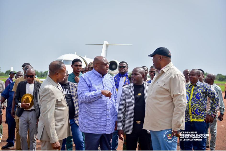 Aéroport de Gemena avec balisage lumineux moderne Aéroport de Gemena avec balisage lumineux moderne