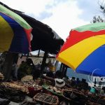 Fleuve Congo: Femmes Commerçantes à Kinshasa Fleuve Congo: Femmes Commerçantes à Kinshasa