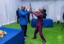 Tshisekedi Promet Aide Américaine Pour L’Armée Tshisekedi Promet Aide Américaine Pour L'Armée