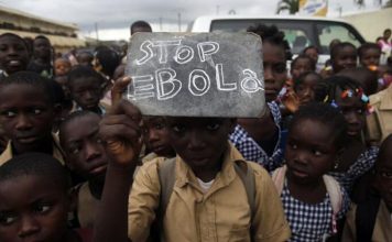 Ebola en RDC: une Épidémie hors de ContrôLe AprèS 100 Jours Ebola en RDC: une Épidémie hors de ContrôLe AprèS 100 Jours