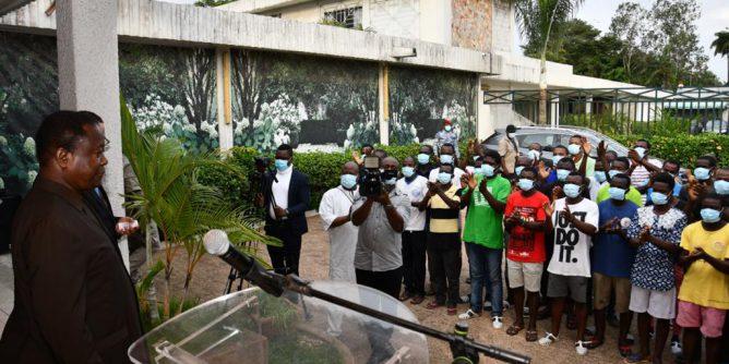 Côte d’Ivoire: Bédié « propose un dialogue national » en remplacement du « conseil national de transition » Côte d’Ivoire: Bédié « propose un dialogue national » en remplacement du « conseil national de transition »
