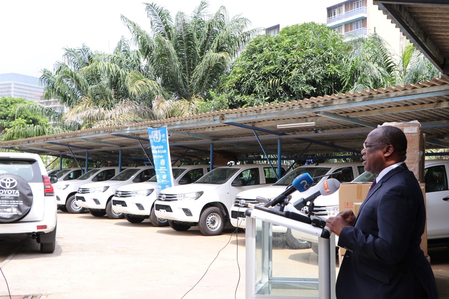 Covid-19: L’OMS met à la disposition de la Côte-d’Ivoire neuf 4×4 et d’importants équipements biomédicaux Covid-19: L’OMS met à la disposition de la Côte-d’Ivoire neuf 4×4 et d’importants équipements biomédicaux