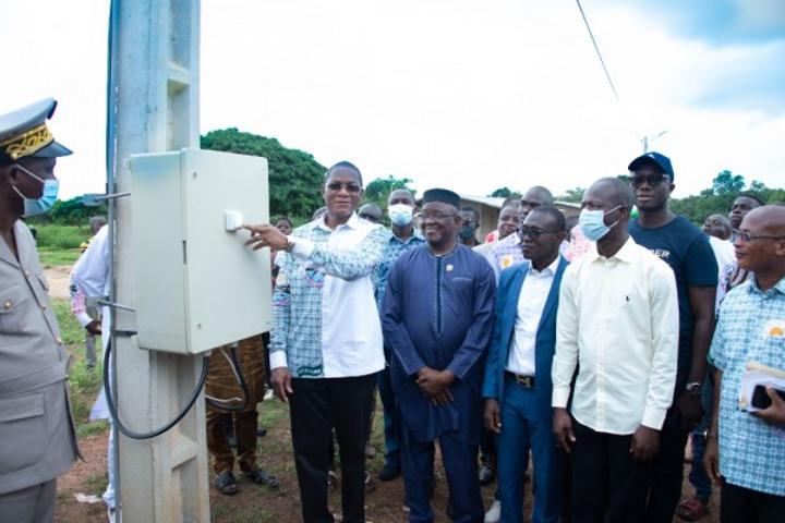 Côte d'Ivoire : Électrification en zone rurale, Bruno Koné annonce que 90 % des localités de la Bagoué bénéficient désormais de l'électricité Côte d'Ivoire : Électrification en zone rurale, Bruno Koné annonce que 90 % des localités de la Bagoué bénéficient désormais de l'électricité
