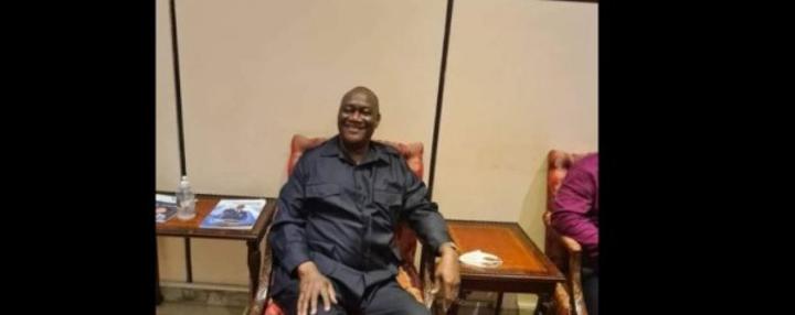 Côte d'Ivoire : Le ministre d'Etat, ministre de la défense Téné Birahima rentre à Abidjan après avoir un séjour de 02 semaines en France Côte d'Ivoire : Le ministre d'Etat, ministre de la défense Téné Birahima rentre à Abidjan après avoir un séjour de 02 semaines en France