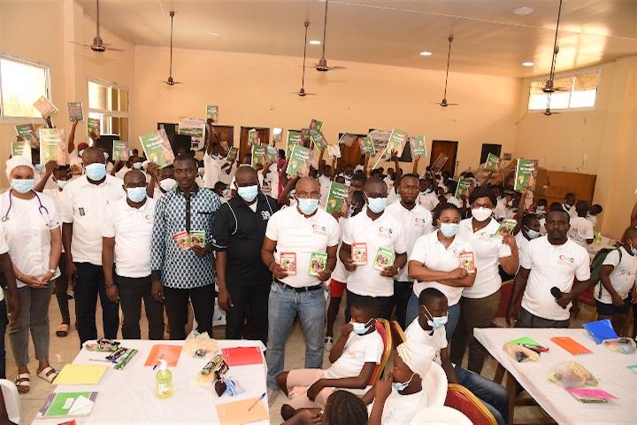 Travail des enfants/Côte-d’Ivoire: La Première Dame met des experts en mission pour aider les populations de Guitry à lutter contre le fléau Travail des enfants/Côte-d’Ivoire: La Première Dame met des experts en mission pour aider les populations de Guitry à lutter contre le fléau