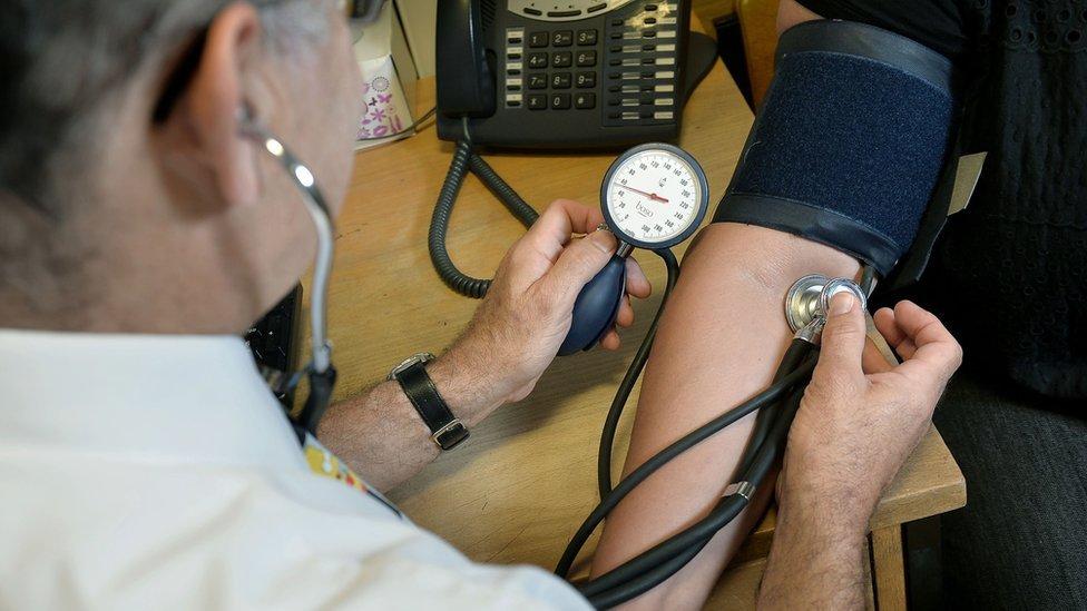 Hypertension: le nombre de patients dans le monde a doublé en 30 ans et la moitié d'entre eux ne connaît pas son diagnostic Hypertension: le nombre de patients dans le monde a doublé en 30 ans et la moitié d'entre eux ne connaît pas son diagnostic