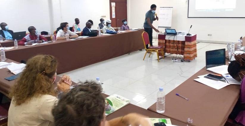 IDEF organise un atelier de restitution sur l’observatoire indépendante dans les périmètres d’exploitation forestière IDEF organise un atelier de restitution sur l’observatoire indépendante dans les périmètres d’exploitation forestière