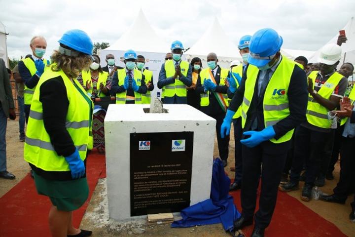 Côte d'Ivoire : Usine de fabrication d'aliments finis pour volaille à Attingué, 200.000 emplois directs et indirects annoncés Côte d'Ivoire : Usine de fabrication d'aliments finis pour volaille à Attingué, 200.000 emplois directs et indirects annoncés