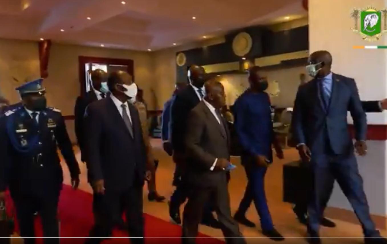 Ouattara et Akufo-Addo quittent Conakry sans libérer, Condé « qui va bien » et « qui veut retrouver son domicile privé» Ouattara et Akufo-Addo quittent Conakry sans libérer, Condé « qui va bien » et « qui veut retrouver son domicile privé»