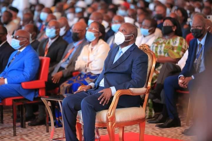 Congrès nouveau parti – La messe tient toutes ses promesses de mobilisation sans Simone au Congo, mais avec Aïcha Koné, Dahico, Bictogo… (images) Congrès nouveau parti – La messe tient toutes ses promesses de mobilisation sans Simone au Congo, mais avec Aïcha Koné, Dahico, Bictogo… (images)