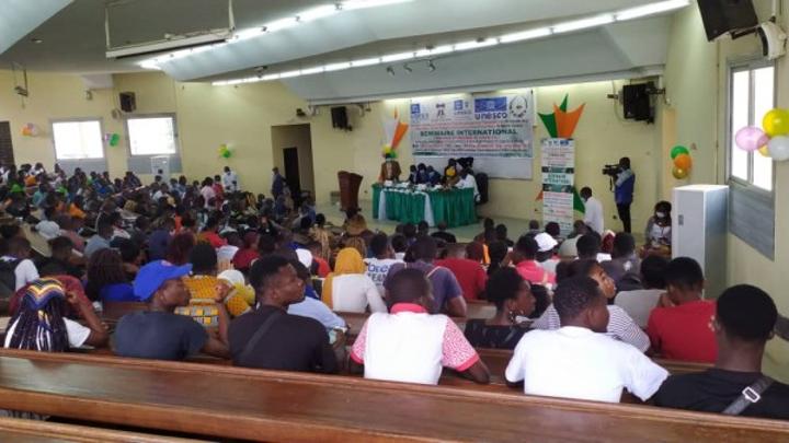 Côte d'Ivoire : Bouaké, afin de susciter des réflexions éthico-humanistes sur la Covid-19, un séminaire international organisé à l'UAO Côte d'Ivoire : Bouaké, afin de susciter des réflexions éthico-humanistes sur la Covid-19, un séminaire international organisé à l'UAO