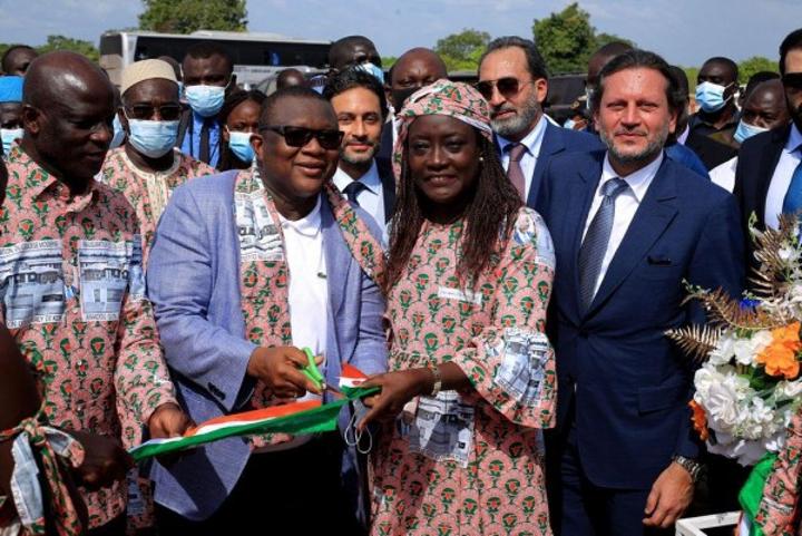 Côte d'Ivoire : AGC immortalisé à travers un collège flambant neuf construit à Koni, inauguré par Mariatou Koné et Amadou Coulibaly Côte d'Ivoire : AGC immortalisé à travers un collège flambant neuf construit à Koni, inauguré par Mariatou Koné et Amadou Coulibaly
