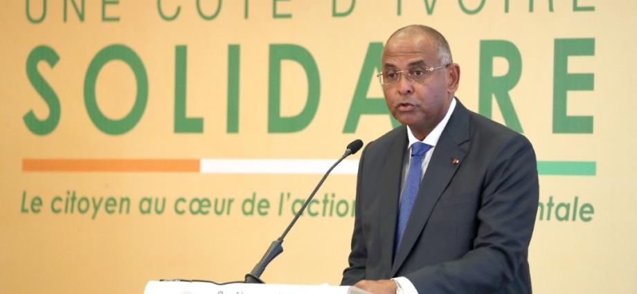 Covid-19 : La Côte d’Ivoire enregistre un rythme moyen d’injection de 40.000 doses journalières (PM Patrick Achi) Covid-19 : La Côte d’Ivoire enregistre un rythme moyen d’injection de 40.000 doses journalières (PM Patrick Achi)