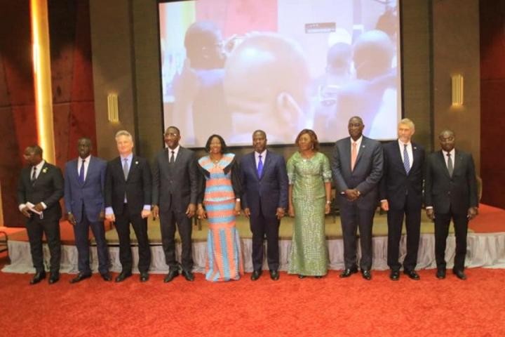 Côte d'Ivoire : Après le Forum d'affaires et d'investissements, le gouvernement attend des investisseurs nord-américains et canadiens des actes concrets Côte d'Ivoire : Après le Forum d'affaires et d'investissements, le gouvernement attend des investisseurs nord-américains et canadiens des actes concrets