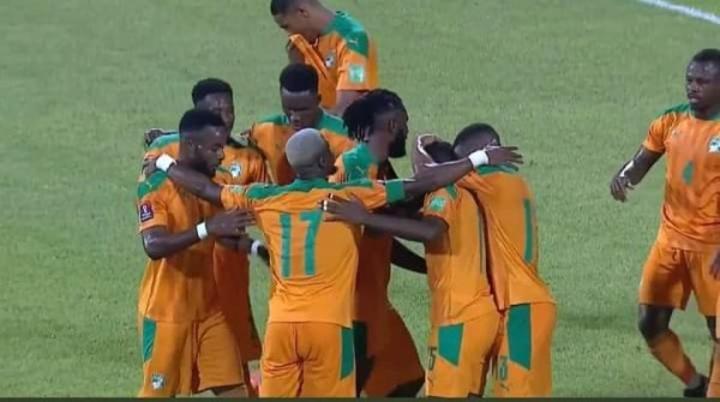 Côte d'Ivoire : Eliminatoires Qatar 2022, les éléphants s'imposent face au Mozambique et prennent la tête du groupe D Côte d'Ivoire : Eliminatoires Qatar 2022, les éléphants s'imposent face au Mozambique et prennent la tête du groupe D