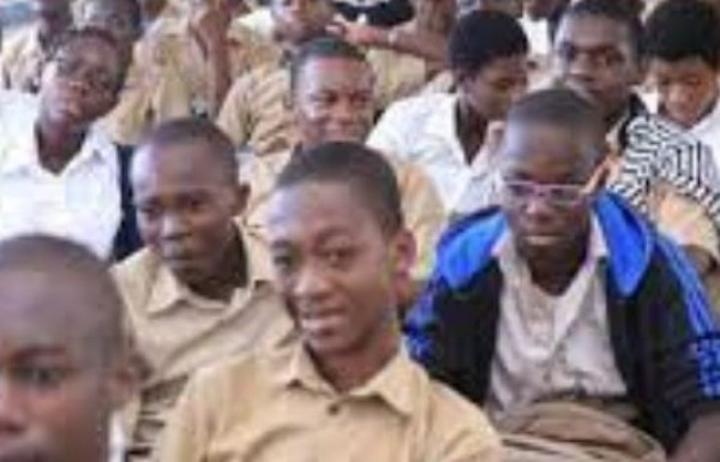 Côte d'Ivoire : Après la décision de justice, la réintégration des 29 candidats au BEPC accusés de fraude à la dictée coince toujours Côte d'Ivoire : Après la décision de justice, la réintégration des 29 candidats au BEPC accusés de fraude à la dictée coince toujours