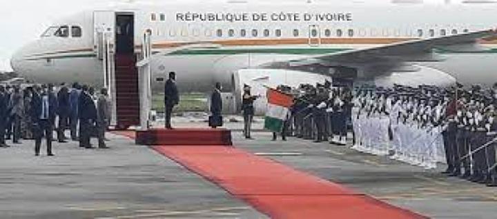 Côte d'Ivoire: Absent du pays depuis le 10 novembre, le retour de Ouattara à Abidjan annoncé pour ce soir Côte d'Ivoire: Absent du pays depuis le 10 novembre, le retour de Ouattara à Abidjan annoncé pour ce soir