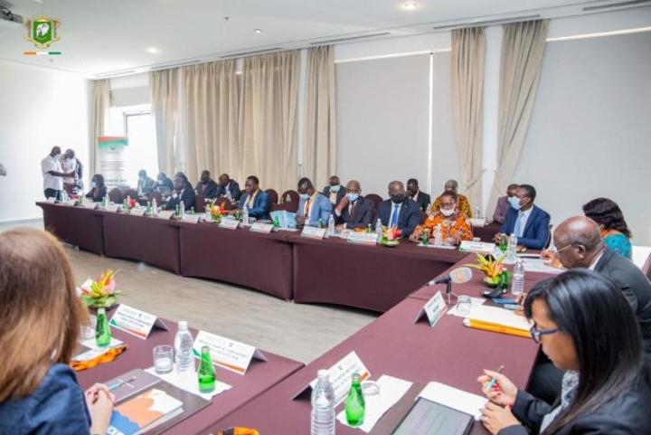 Côte d'Ivoire : Intégration régionale, Alcide Djédjé lance un appel aux acteurs à inscrire leurs actions dans ce cadre pour améliorer l'environnement des affaires Côte d'Ivoire : Intégration régionale, Alcide Djédjé lance un appel aux acteurs à inscrire leurs actions dans ce cadre pour améliorer l'environnement des affaires