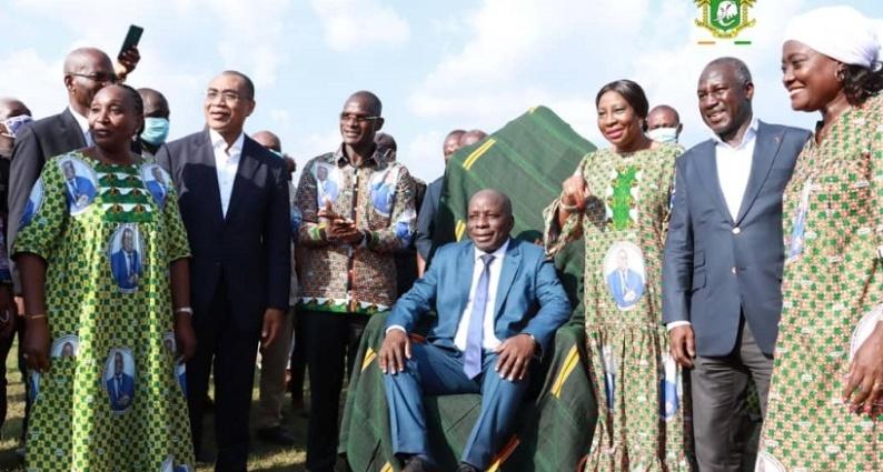 Le ministre-gouverneur du district des Montagnes prône l’union pour “assumer ensemble le destin commun” Le ministre-gouverneur du district des Montagnes prône l’union pour “assumer ensemble le destin commun”