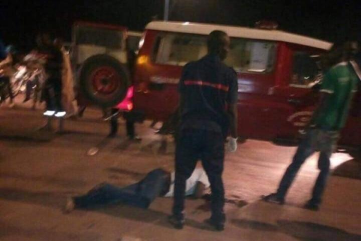 Daloa, à la suite d'une bagarre, il porte plusieurs coups mortels de couteaux à l'ex-ami de sa femme et prend la fuite Daloa, à la suite d'une bagarre, il porte plusieurs coups mortels de couteaux à l'ex-ami de sa femme et prend la fuite