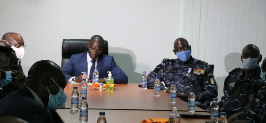 Fêtes de fin d’année : Le ministre Vagondo Diomandé sur le terrain pour se rassurer des dispositions sécuritaires Fêtes de fin d’année : Le ministre Vagondo Diomandé sur le terrain pour se rassurer des dispositions sécuritaires