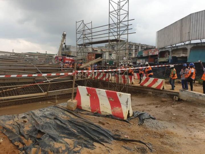 Yopougon, écroulement d'un échafaudage sur le chantier en construction au rond-point de Gesco, 01 mort 08 blessés dont 02 cas graves Yopougon, écroulement d'un échafaudage sur le chantier en construction au rond-point de Gesco, 01 mort 08 blessés dont 02 cas graves
