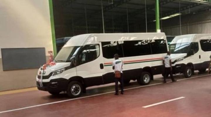 Sotra et Iveco s'unissent pour monter un minibus à Abidjan, remplacement des gkaka en vue