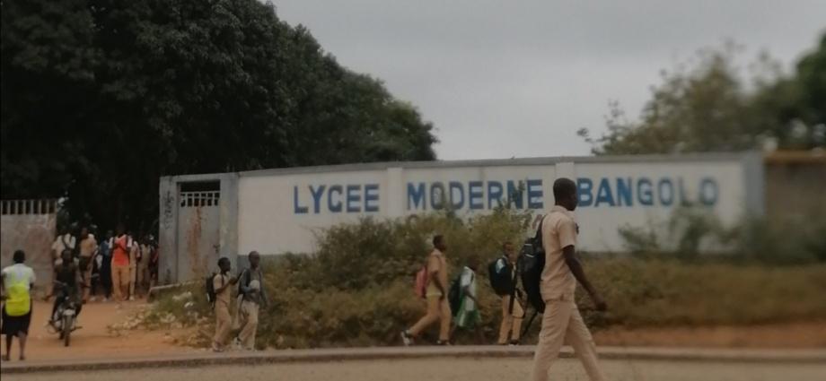 Un déficit de professeurs de Mathématiques signalé au lycée de Bangolo Un déficit de professeurs de Mathématiques signalé au lycée de Bangolo