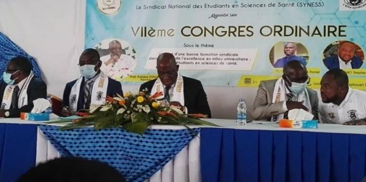 Au congrès du Syness, des étudiants en sciences de santé exhortés à œuvrer pour le rayonnement de l'UFHB par leur travail Au congrès du Syness, des étudiants en sciences de santé exhortés à œuvrer pour le rayonnement de l'UFHB par leur travail