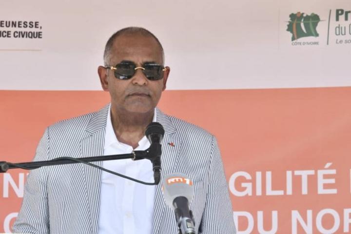 Patrick Achi lance le PsGouv2 d'un montant de 3200 milliards de FCFA et annonce 32 milliards de FCFA destinées au financement des activités de milliers de jeunes Patrick Achi lance le PsGouv2 d'un montant de 3200 milliards de FCFA et annonce 32 milliards de FCFA destinées au financement des activités de milliers de jeunes