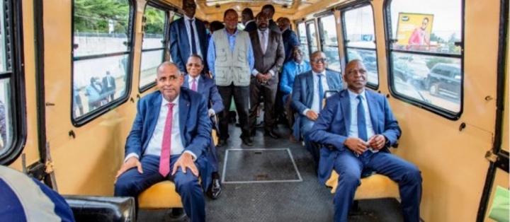 Les députés adoptent le projet de loi portant régime fiscal et douanier de concession de la ligne 1 du métro d'Abidjan Les députés adoptent le projet de loi portant régime fiscal et douanier de concession de la ligne 1 du métro d'Abidjan